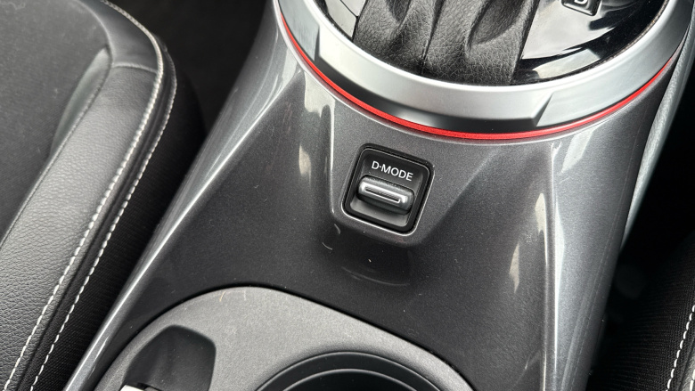 Nissan Juke 1.0 DiG-T 114 Tekna 5dr DCT Petrol Hatchback